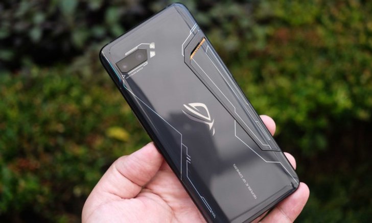 ชาวจีนแห่ลงทะเบียนความสนใจ ASUS ROG Phone II มากถึง 1.6 ล้านคน