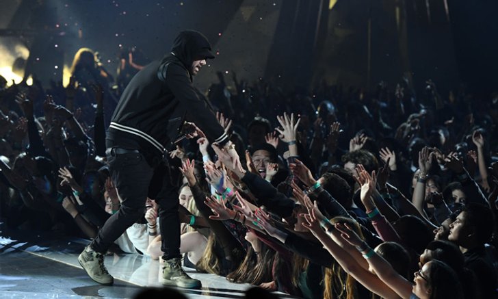 Eminem ฟ้อง Spotify ถึง 30 ล้านปอนด์กล่าวหาว่าไม่ได้เงินค่าเพลงอย่างถูกต้อง