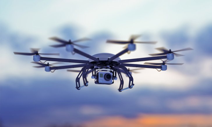 FAA เตือนโดรนติดอาวุธปืน ระเบิด พลุ และวัตถุอันตราย ปรับ 25,000 เหรียญ
