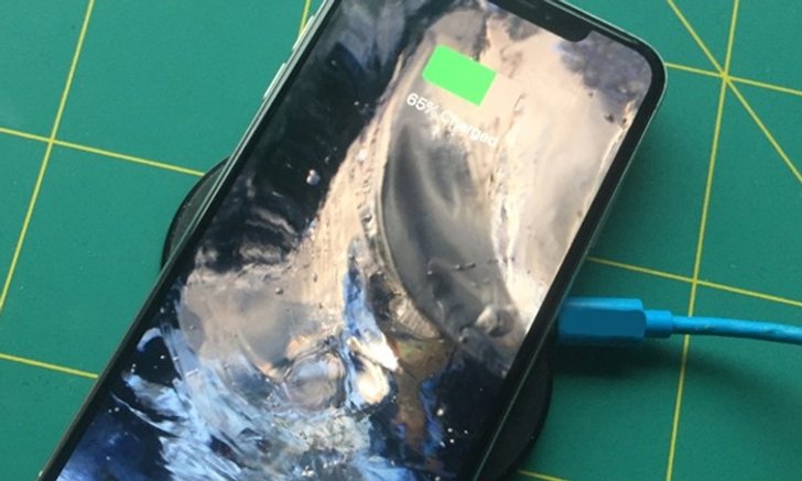 Apple เริ่มจำกัดชาร์จไร้สายไว้แค่ 5W จากเดิม 7.5W ทำไม!