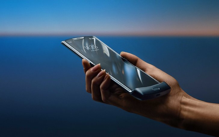 เปิดตัว "Motorola Razr" มือถือฝาพับสุดล้ำ เปิดตัวอย่างเป็นทางการ