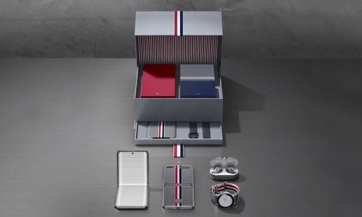 หลุดวิดีโอแกะกล่อง Samsung Galaxy Z Flip Thom Browne Edition ก่อนเปิดตัวคืนนี้