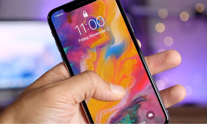 iPhone 2018 จะยังคงใช้หน้าจอ OLED จาก Samsung และอาจมี LG เข้ามาเอี่ยวด้วย
