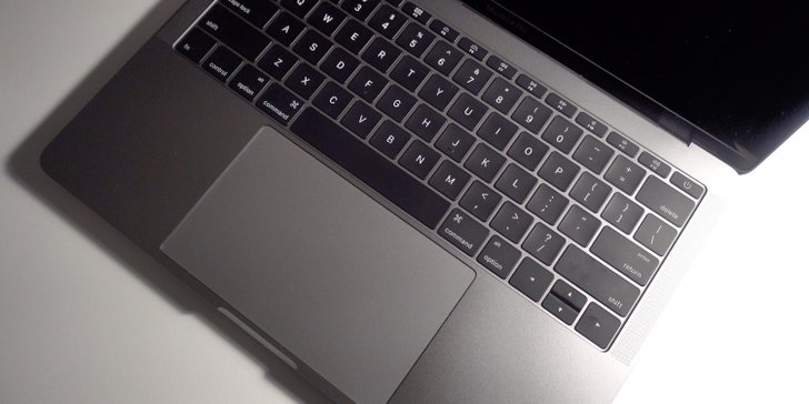 "Apple" เปิดโครงการซ่อมคีย์บอร์ด "MacBook" ฟรีแล้ว สำหรับผู้ใช้คีย์บอร์ดปีกฝีเสื้อ