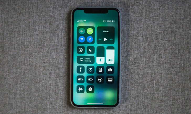 "iPhone 9" จะมีขอบเครื่องที่หนากว่า "iPhone X" และ "iPhone X Plus"