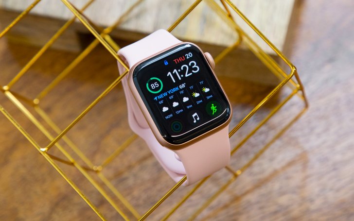 Apple Watch Series 4 ขายดีจนต้องเพิ่มโรงงานผลิต!