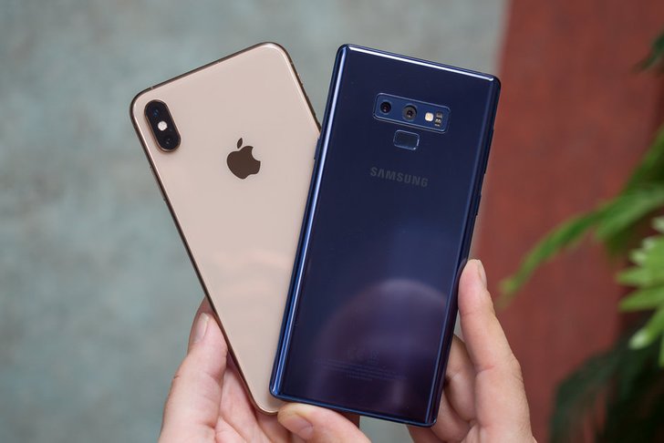 Apple และ Samsung ครองตลาด สมาร์ทโฟนพรีเมียม ในไตรมาส 3 ปี 2018