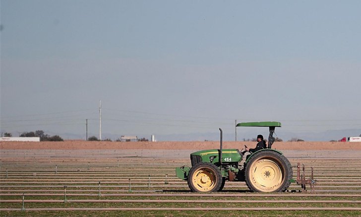 เครื่องจักรทางการเกษตรไฮเทคของ Deere ติดตั้งระบบคอมพิวเตอร์วิทัศน์