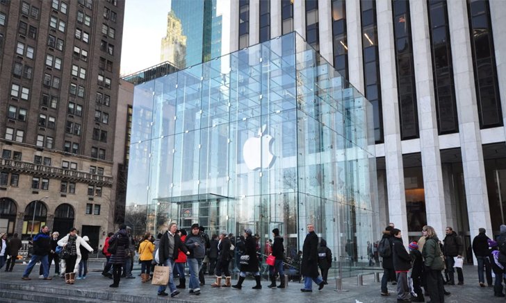 Apple Store ในอเมริกาเตรียมยกเลิกมาตรการสวมหน้ากาก สำหรับลูกค้าที่ฉีดวัคซีนครบถ้วน