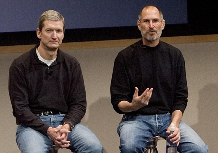 Steve Jobs / Tim Cook