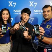  Nokia X7