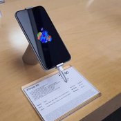 บรรยากาศรับเครื่อง iPhone วันแรก