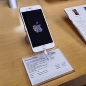 บรรยากาศรับเครื่อง iPhone วันแรก