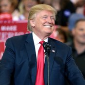 Donald Trump เล็งแบนแอปจีนอื่นอีก รายต่อไปอาจเป็น Alibaba ต่อจาก TikTok