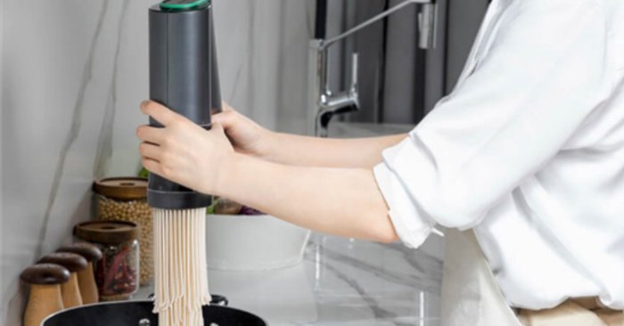 รู้จักกับ Xiaomi Kribee Big V Handheld Noodle Maker เนรมิตร ให้คุณเป็นคนทำเส้นมืออาชีพแค่กดปุ่ม