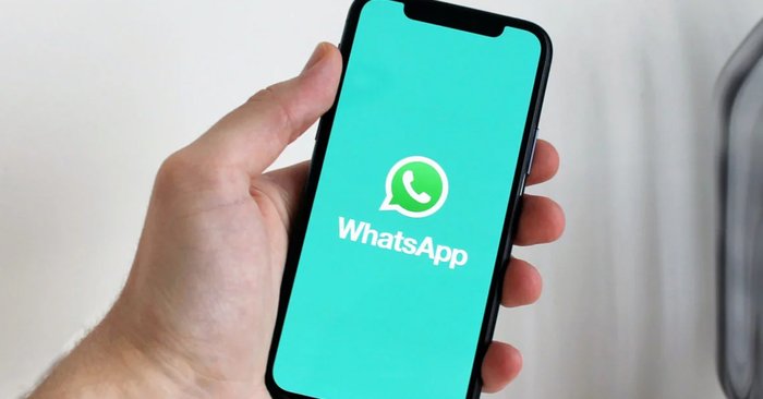 WhatsApp ย้ายแชตจาก iPhone สู่ Android ได้แล้วนะ แต่ยังต้องใช้สาย
