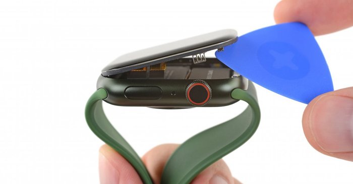 iFixit เผยไส้ในของ Apple Watch Series 7 แทบไม่พบความแตกต่างจากรุ่นที่แล้วเลย