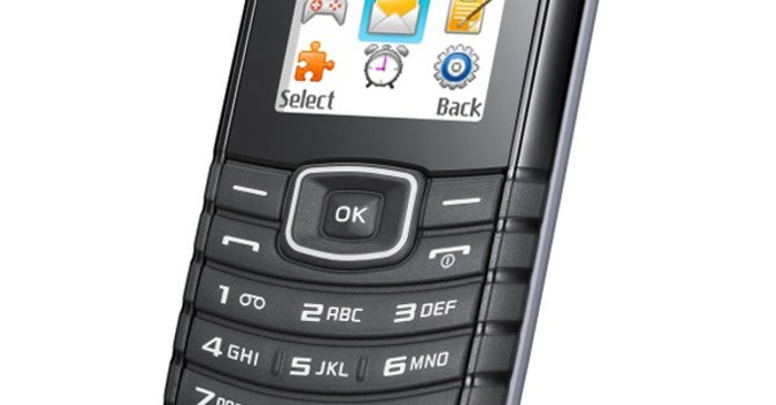 Телефоны с пробегом купить. Samsung gt-e1080. Samsung e1170. Samsung e1175t. Самсунг gt e1170.