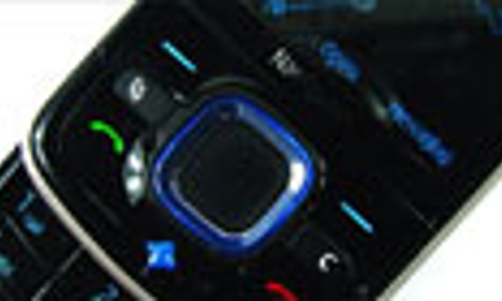Nokia 6210 Navigator - ติดตัวไปได้ทุกที่ ไม่มีหลง