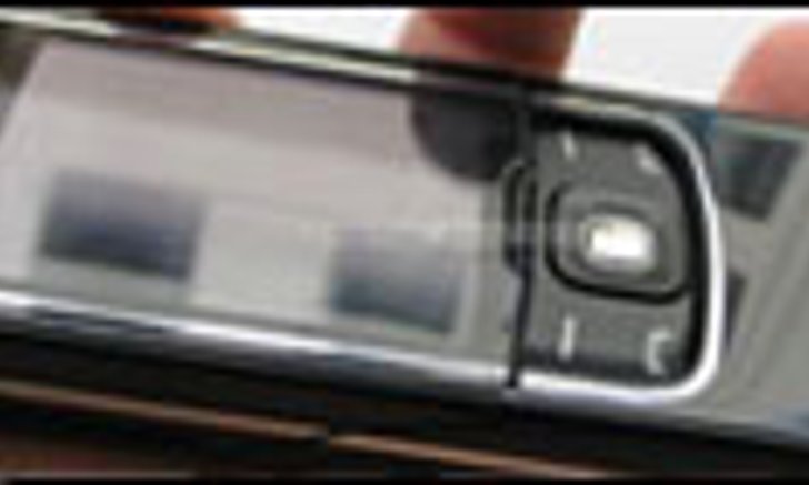 รีวิว Nokia 8600 Luna