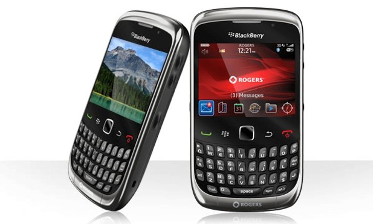 BlackBerry Curve 3G 9300 ผู้สืบทอดจาก 8520 พร้อมราคาที่จับต้องได้