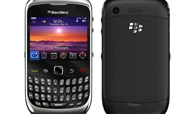 ด่วน!! ปรับราคา BlackBerry Curve 3G เหลือ 9,990 บาท
