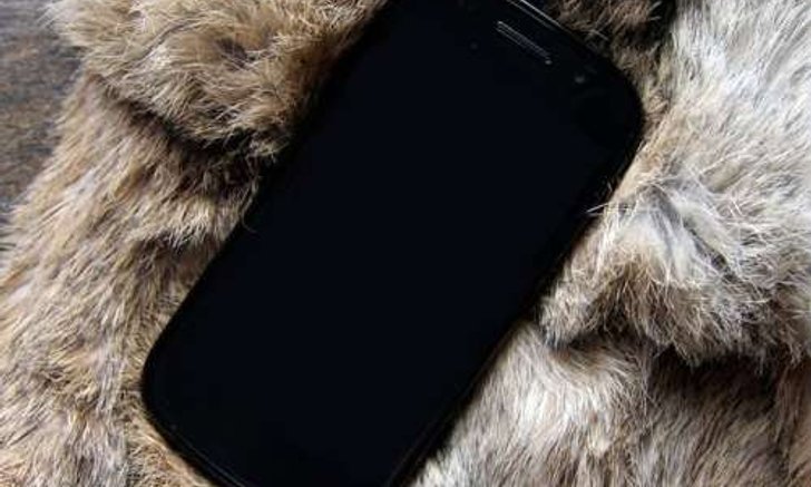 Google Nexus 4 เพชรฆาต iPhone 5