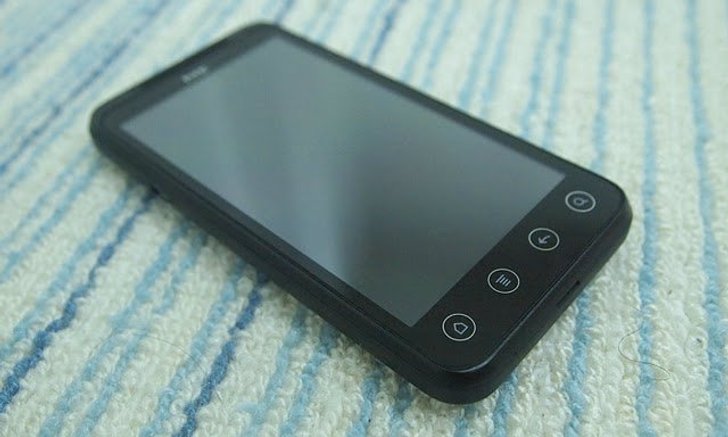 ลองเล่น HTC EVO 3D