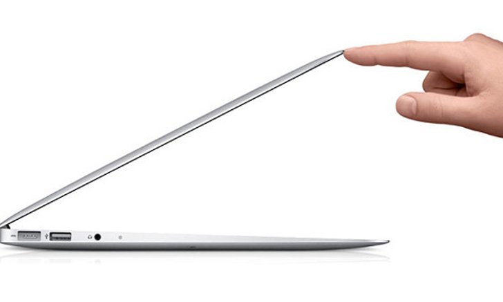 Apple ทำการทดสอบหน้าจอ 15″ สำหรับ MacBook แบบบางพิเศษรุ่นใหม่แล้ว!?