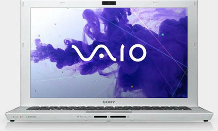 Sony Vaio Z สีขาวรุ่นใหม่! วัสดุพรีเมียม Carbon Fiber Silver