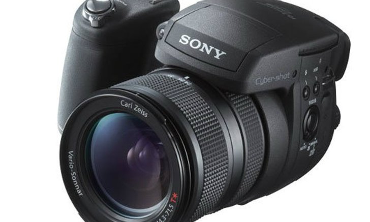 เฮ้ย!! เอาจริงเดะ Sony ปล่อยกล้องคอมแพ็กต์แต่เซ็นเซอร์เท่ากล้อง DSLR