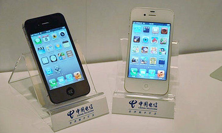 ไชน่าเทเลคอมเริ่มขาย iPhone 4S ยอดสั่งซื้อถึง 200,000 เครื่อง