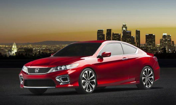 Honda Accord 2013 จะเป็นรถคันแรก ที่มาพร้อมกับระบบ HondaLink ควบคุมด้วย iPhone, Android!