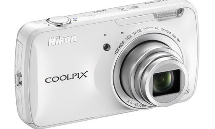 Nikon เปิดตัว Coolpix S800C กล้องแอนดรอยด์พร้อม Wi-Fi ในตัว