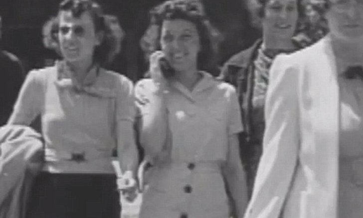 ไขปริศนา "หญิงสาวข้ามเวลา" ใช้โทรศัพท์มือถือในยุค 1930 (ชมคลิป)