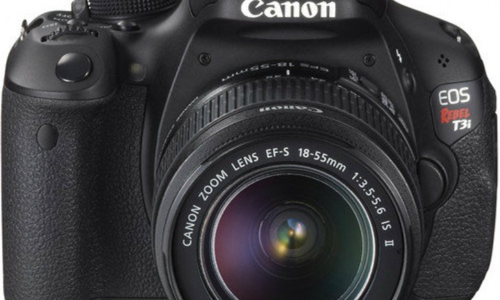 Canon EOS Rebel T3i DSLR