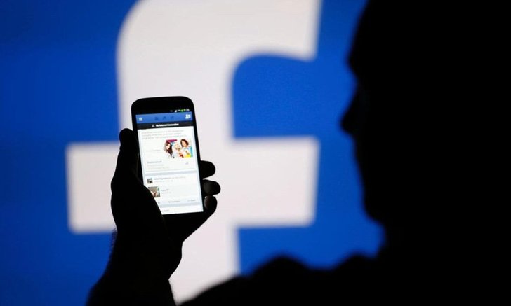 ผลวิจัยล่าสุดชี้คนเล่น Facebook มากเกินไปจะมีความสุขน้อยลง