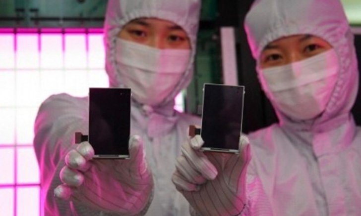 Apple สั่งหน้าจอ Super OLED จาก Samsung กว่า 100 ล้านคาดว่าใช้ใน iPhone ปีหน้า