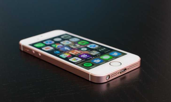 เผยราคาต้นทุนการผลิต iPhone SE อยู่ที่ราวๆ 5,800 บาทเท่านั้น