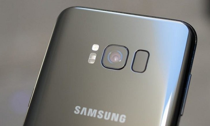 หากอยากได้รูปสวยๆ จาก Samsung Galaxy S8 จะต้องเช็ดเลนส์ให้ใสก่อนนะ