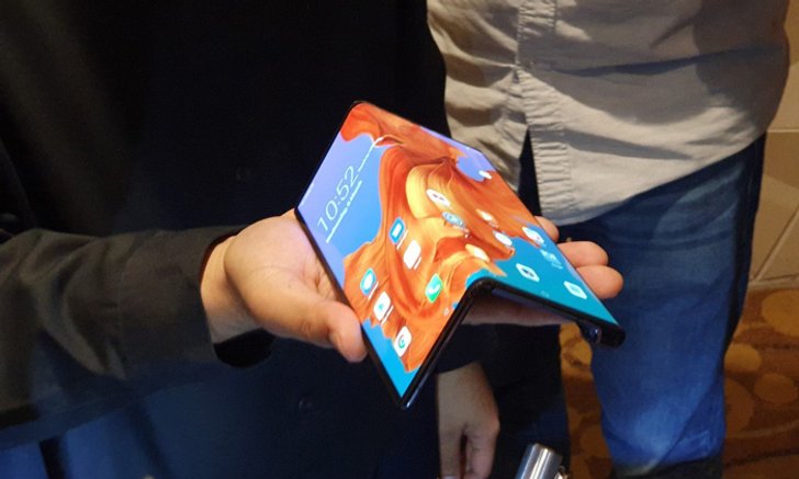 จับของจริง "HUAWEI Mate X" สมาร์ทโฟน 5G จอพับได้เครื่องจริงในเมืองไทย แพงแค่ไหนก็มีคนรอ!