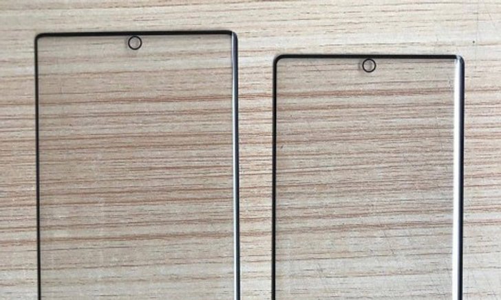 เผยโฉมกระจกกันรอยด้านหน้าของ Samsung Galaxy Note 10 พบเจาะรูไว้ตรงกลางทั้งคู่