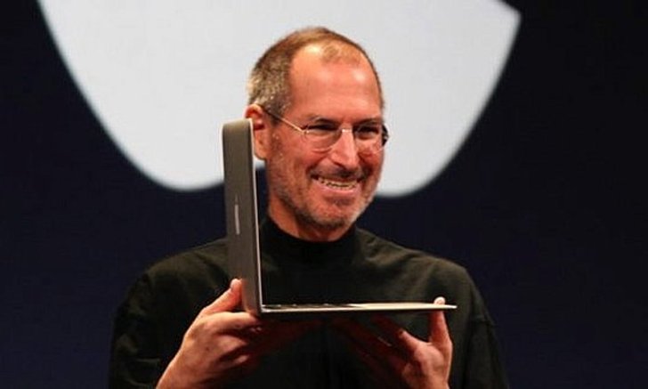 ฟลอปปีดิสก์พร้อมลายเซ็น Steve Jobs ถูกประมูลไปในราคา 26 ล้านบาท