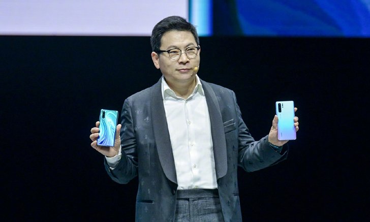 Huawei ยิ้ม บริษัทสามารถสร้างยอดขายสินค้ากลุ่มหูฟังและสมาร์ตวอตช์แซง Apple ได้แล้ว