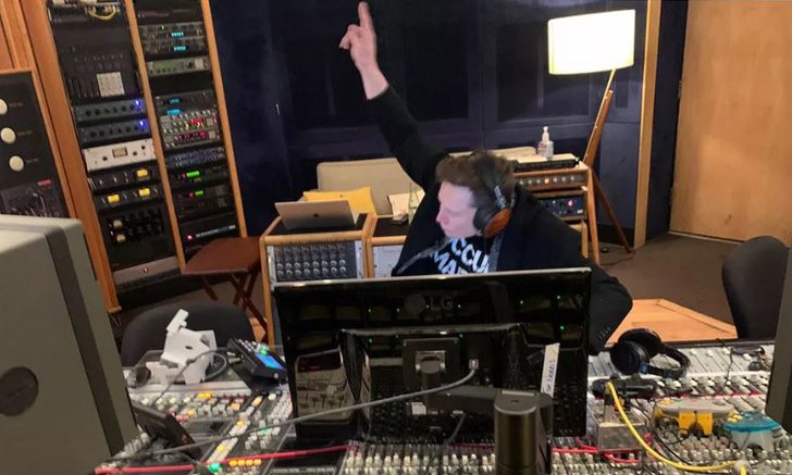 Elon Musk แต่งเพลง Dont Doubt ur Vibe ไม่รู้เพราะหุ้นพุ่ง ไวรัสปิดโรงงาน หรือมีความรัก