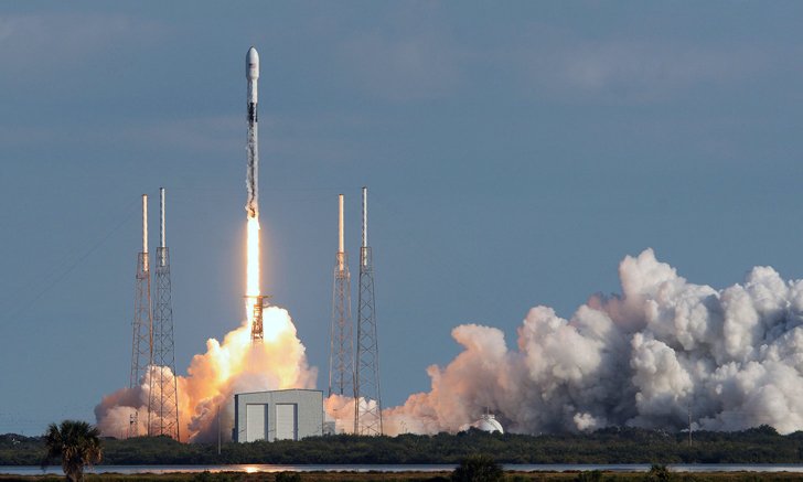SpaceX เปิดตัว Starlink รุ่นที่ 5 อีก 60 ดวงได้สำเร็จ น่าเสียดายบูสเตอร์ของ Falcon 9 ตกทะเล