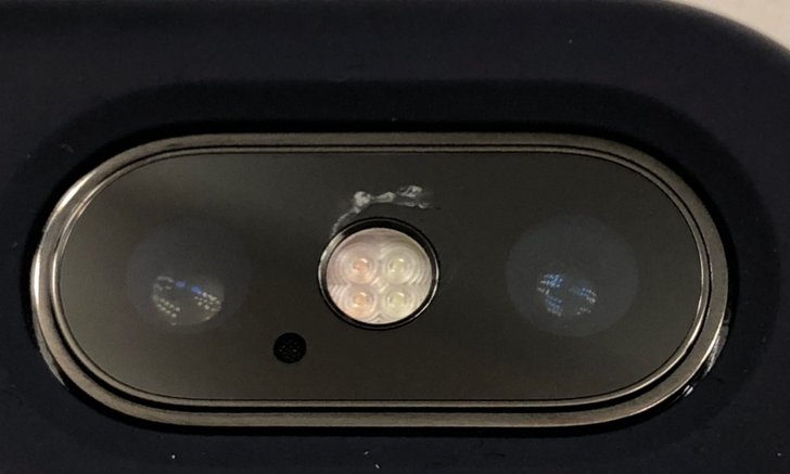 งานเข้า! ผู้ใช้ iPhone X เริ่มบ่นเจอปัญหาเลนส์กล้องเป็นรอยง่ายกว่าที่คิด