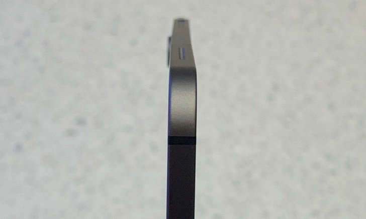 ผู้บริหาร Apple กล่าว iPad Pro งอไม่มีปัญหา ยังอยู่ในมาตรฐาน