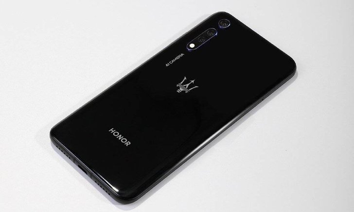 เอาใจสายสปอร์ต! เผยภาพหลุดของ Honor View 20 รุ่นพิเศษในชื่อว่า Maserati Edition