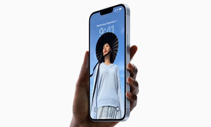 iPhone 14 Plus เริ่มวางจำหน่ายในร้านแล้ววันนี้